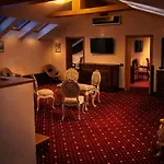 Classic Hotel 3*